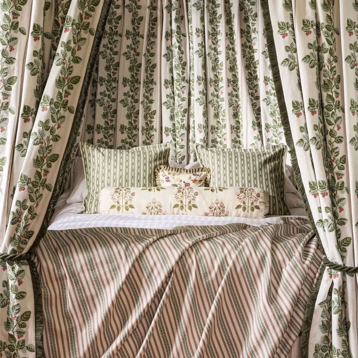 Sanderson Fabric & Wallpaper Timeless British Design Since 1860