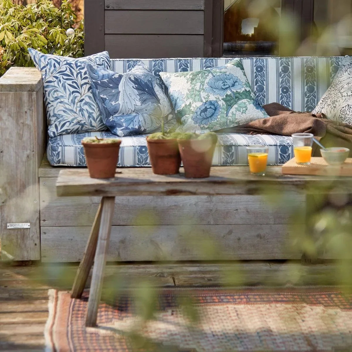 Acanthus Outdoor Fabric - Morris & Co