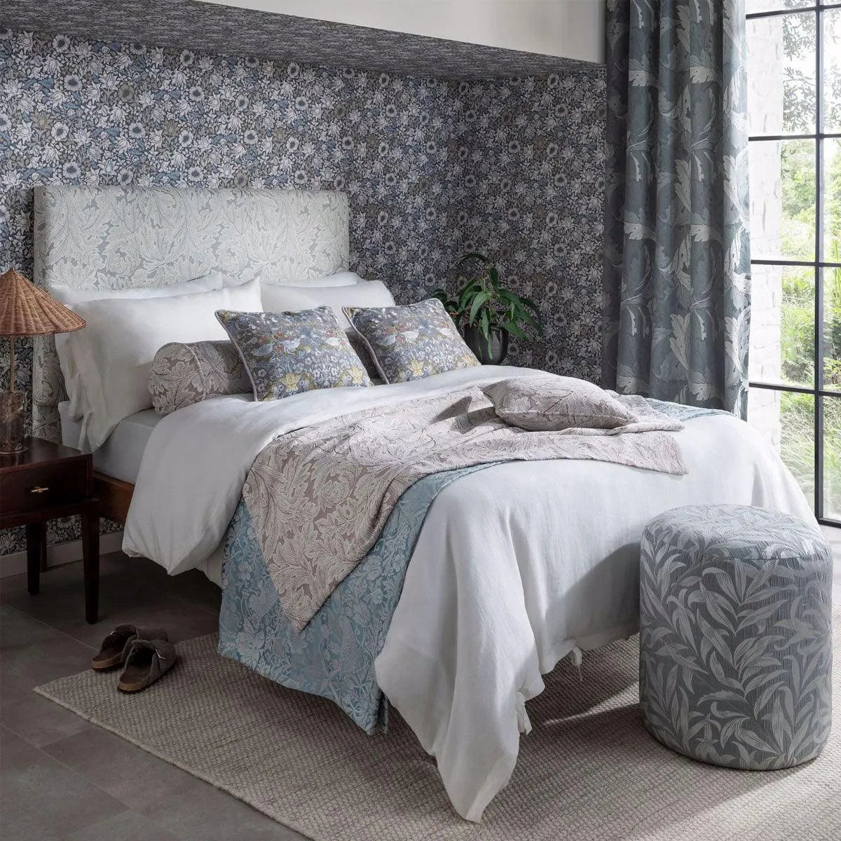 Acanthus Weave Fabric - Clarke & Clarke