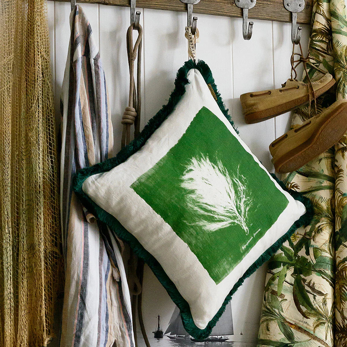 Algae Cushion - Mind The Gap