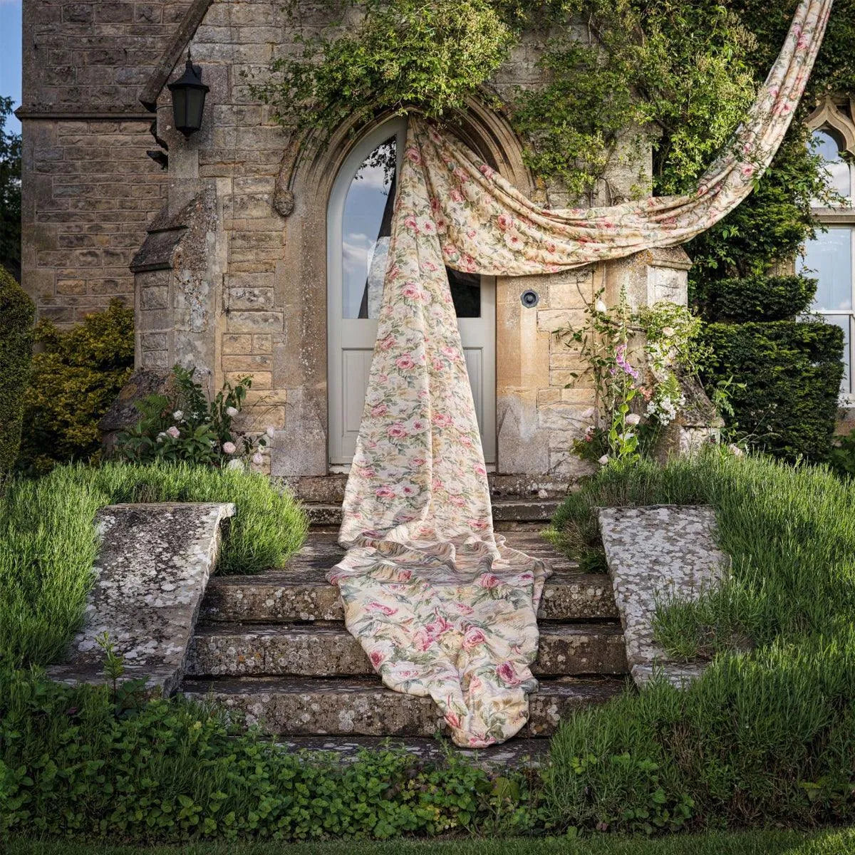 Amelia Rose Fabric - Sanderson