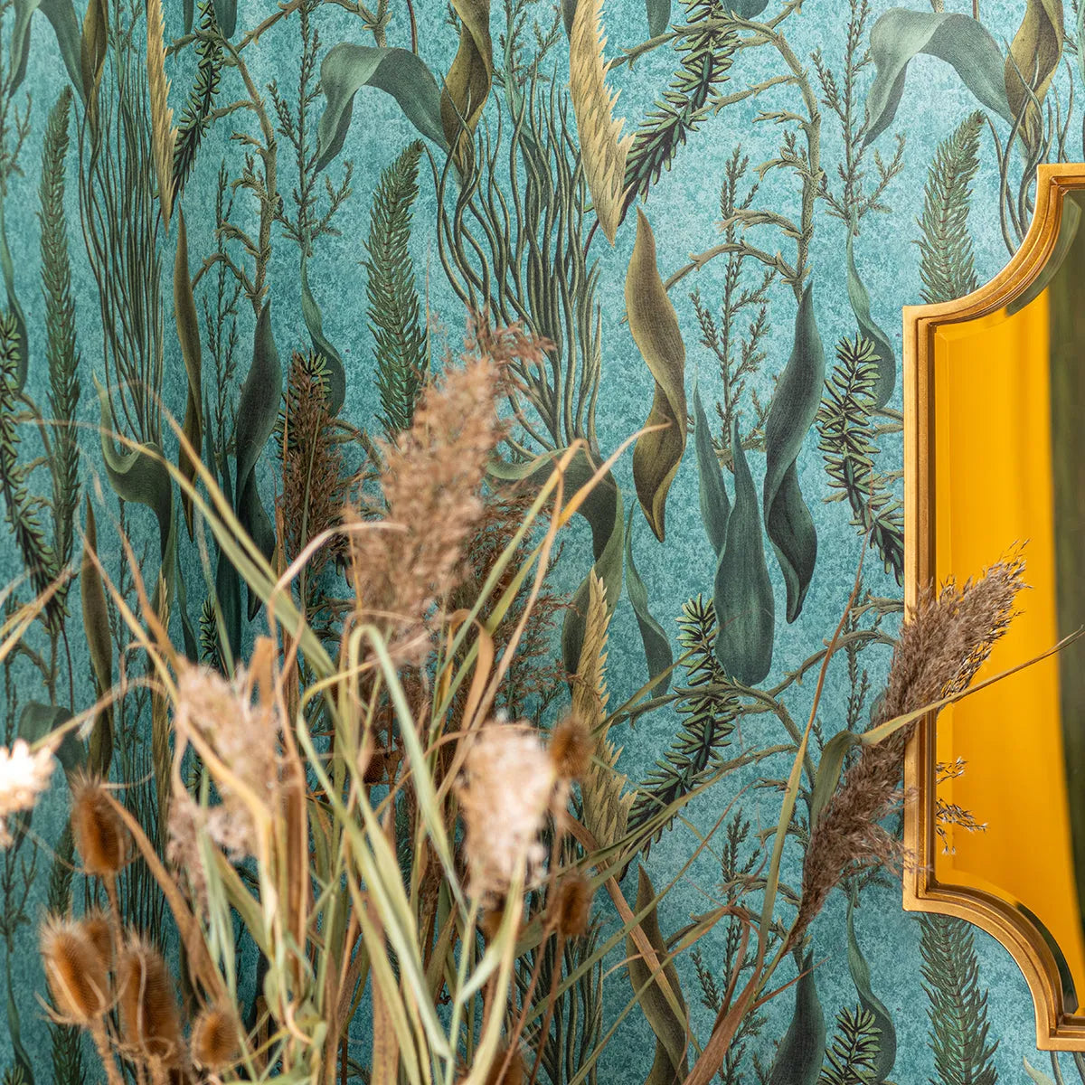Aquatic Plants Wallpaper - Mind The Gap