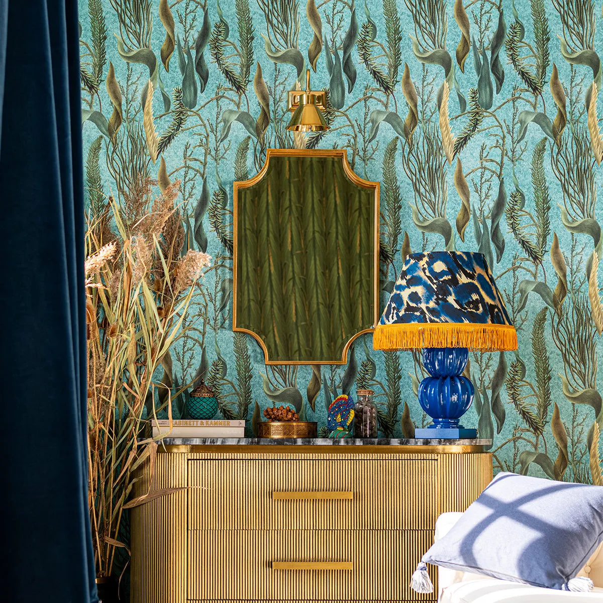 Aquatic Plants Wallpaper - Mind The Gap