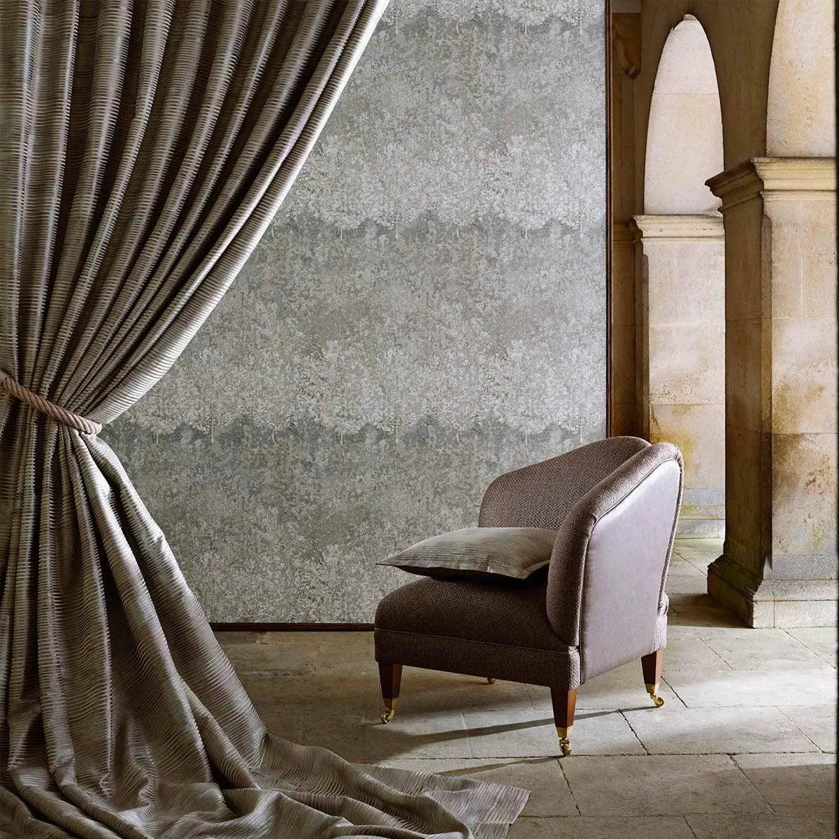 Belvoir Wallpaper - Zoffany