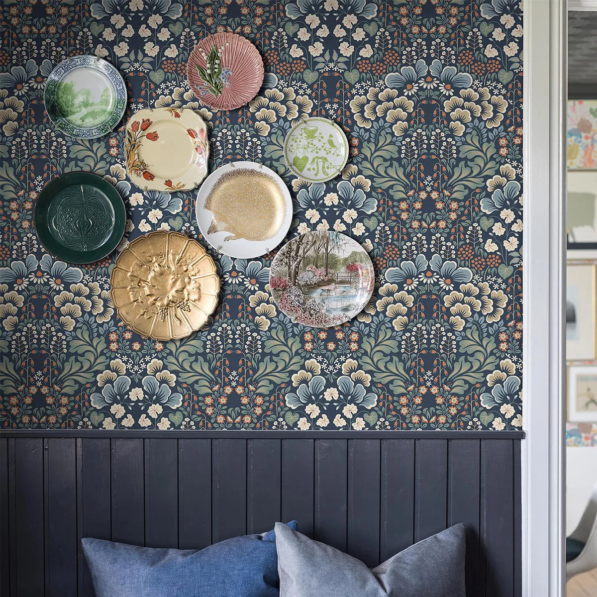 Hanna Werning Blomstervall Wallpaper - Borastapeter