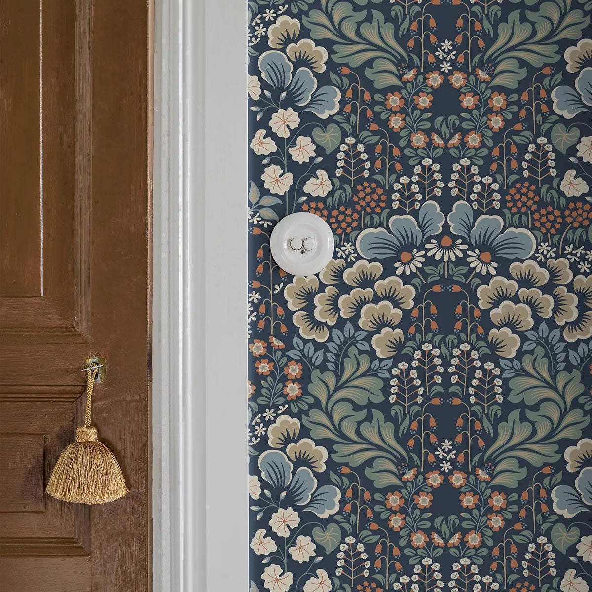 Hanna Werning Blomstervall Wallpaper - Borastapeter