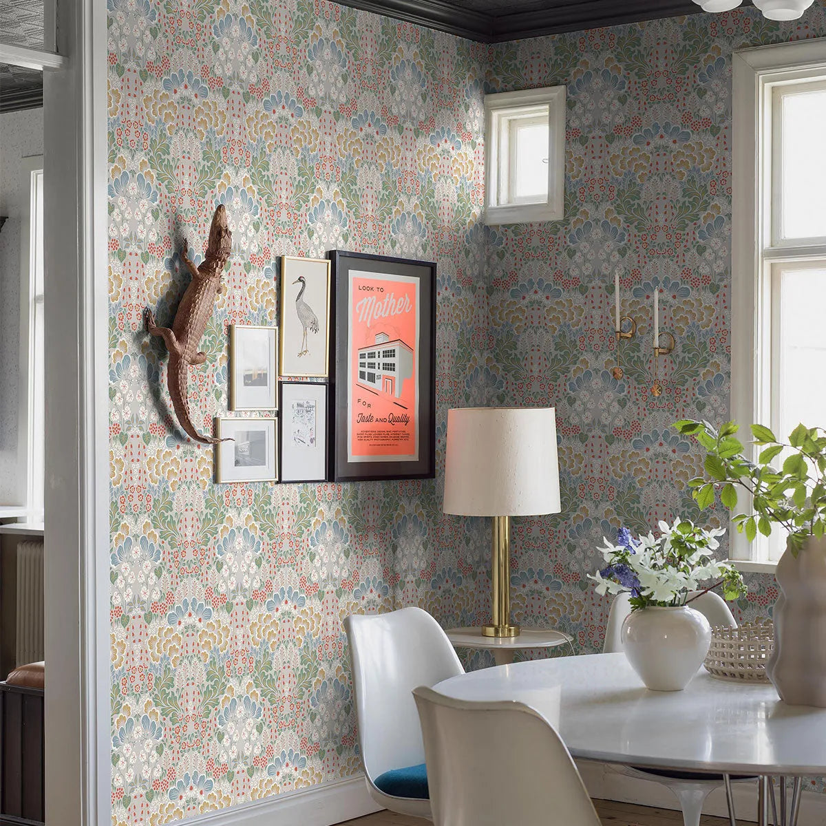 Hanna Werning Blomstervall Wallpaper - Borastapeter