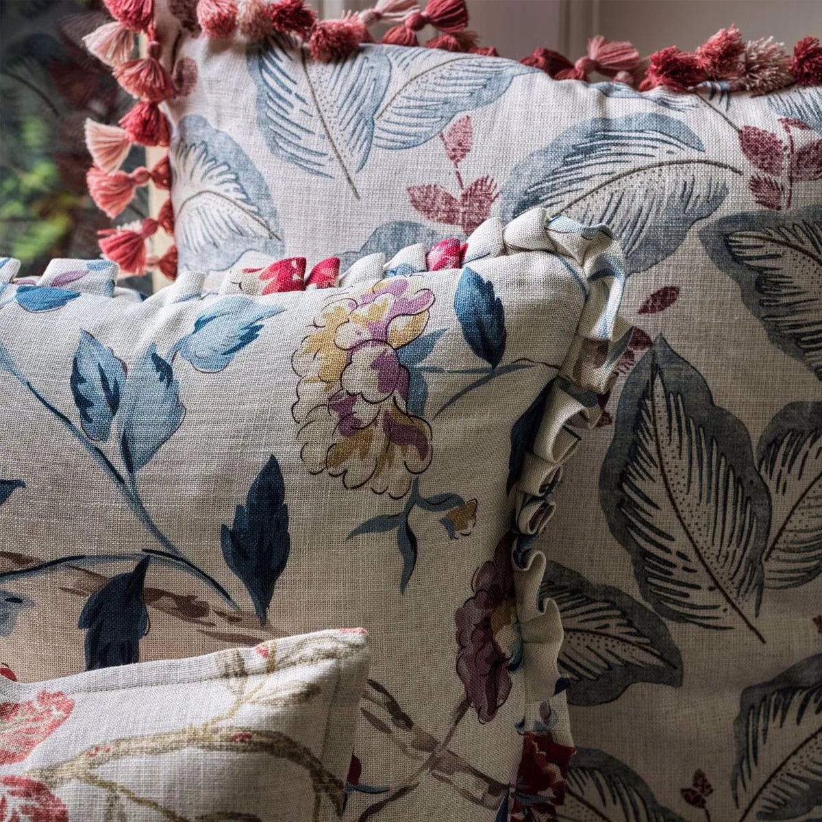 Box Hill Fabric - Sanderson