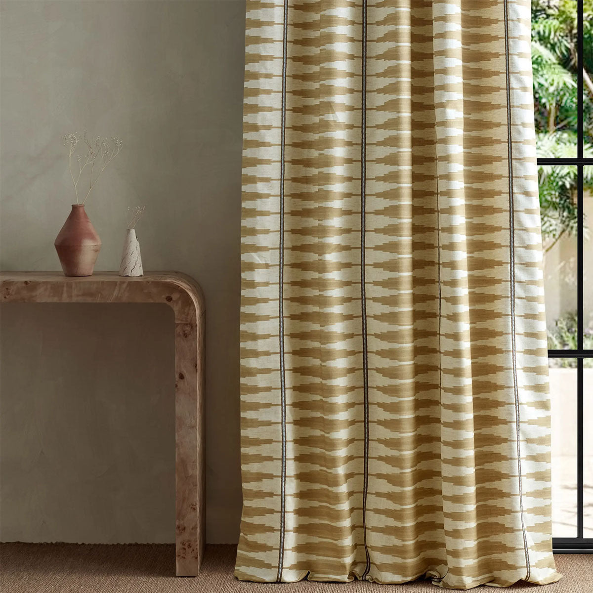 Cintilla Fabric - Harlequin