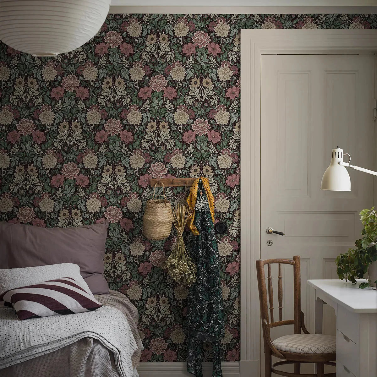 Dahlia Garden Wallpaper - Borastapeter