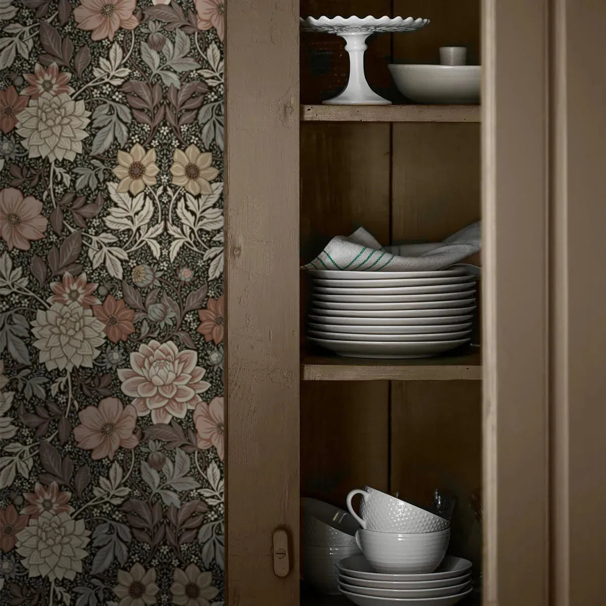 Dahlia Garden Wallpaper - Borastapeter