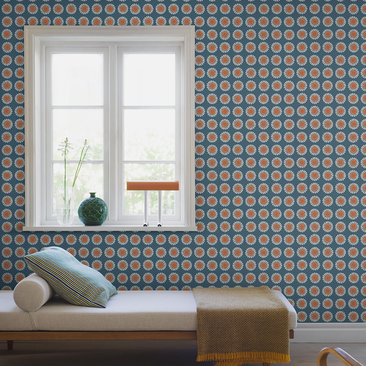 Turi Gramstad Oliver Daisy Wallpaper - Borastapeter