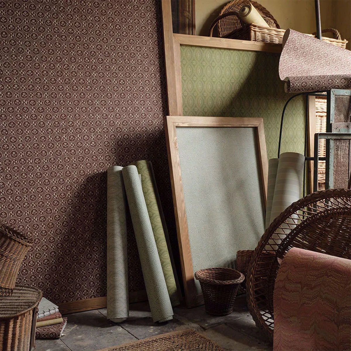 Diamonds & Flowers Wallpaper - Zoffany