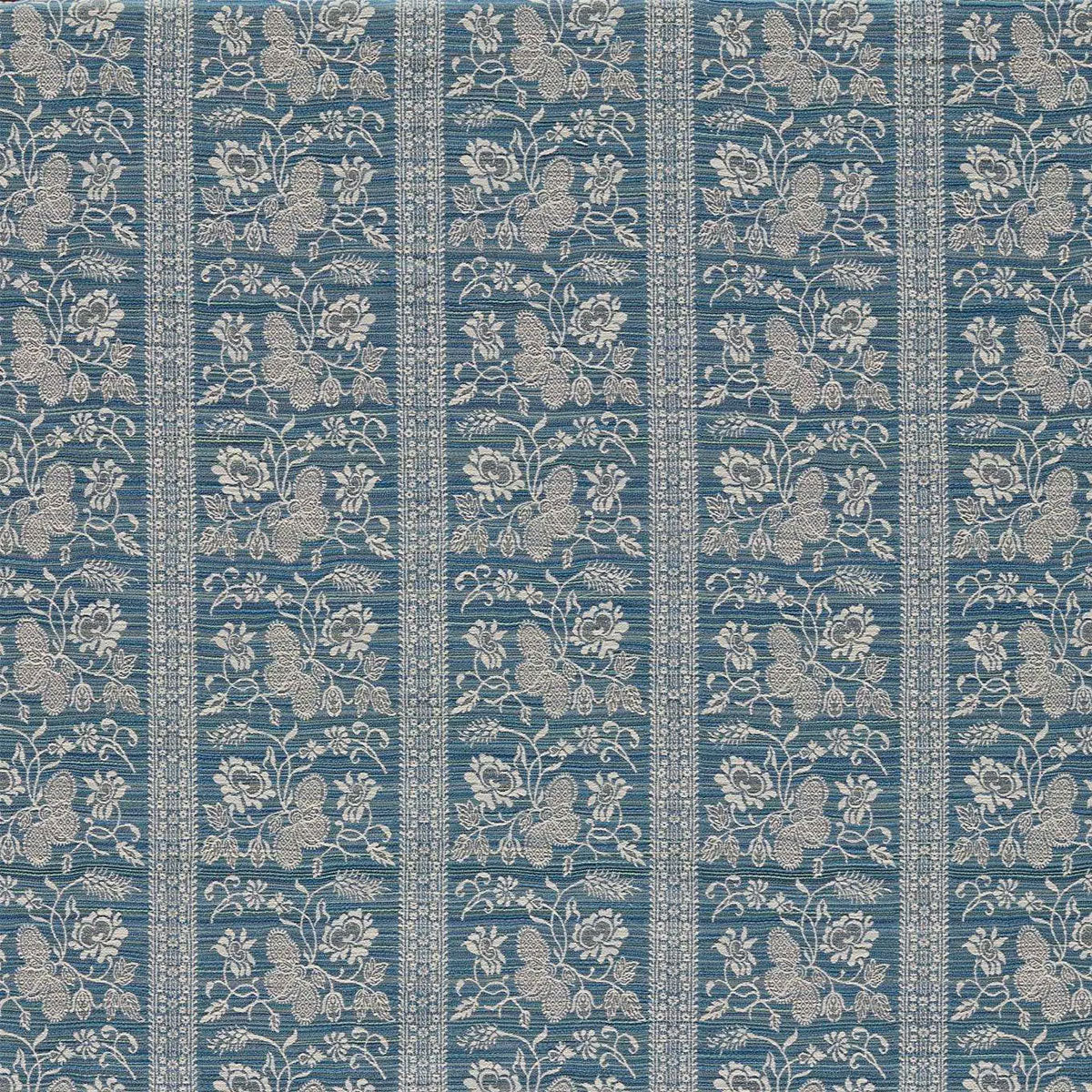 Filigree Bellagio Stripe Indoor Outdoor Fabric - Zoffany X Michael S. Smith