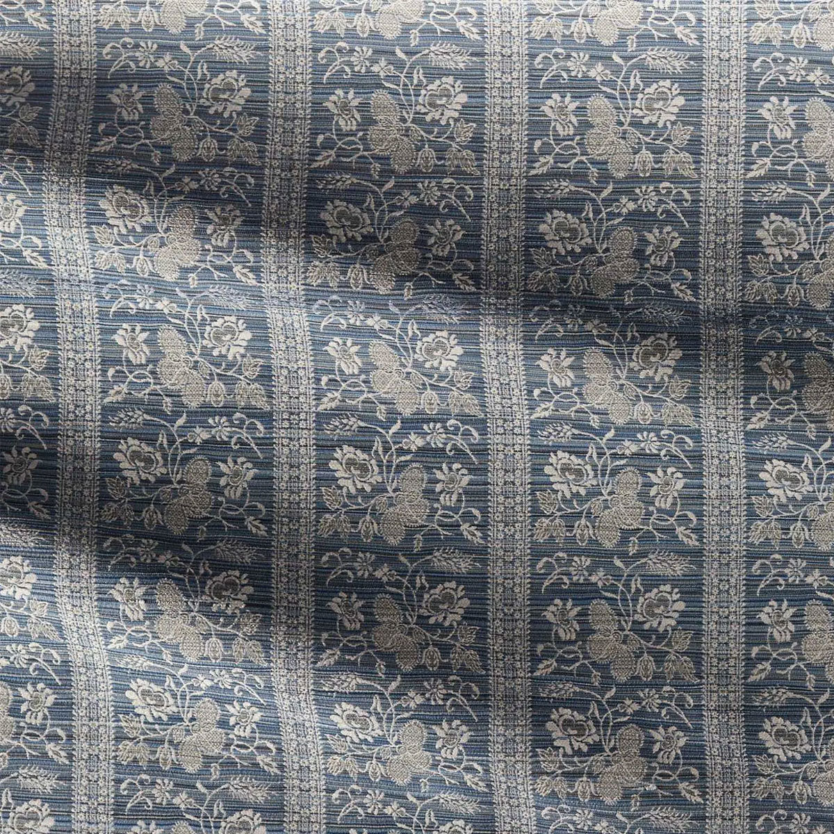 Filigree Bellagio Stripe Indoor Outdoor Fabric - Zoffany X Michael S. Smith