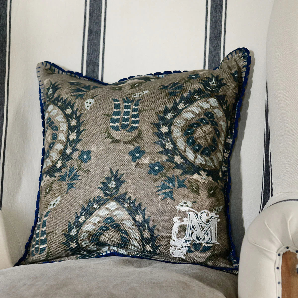 Flourish Cushion - Mind The Gap