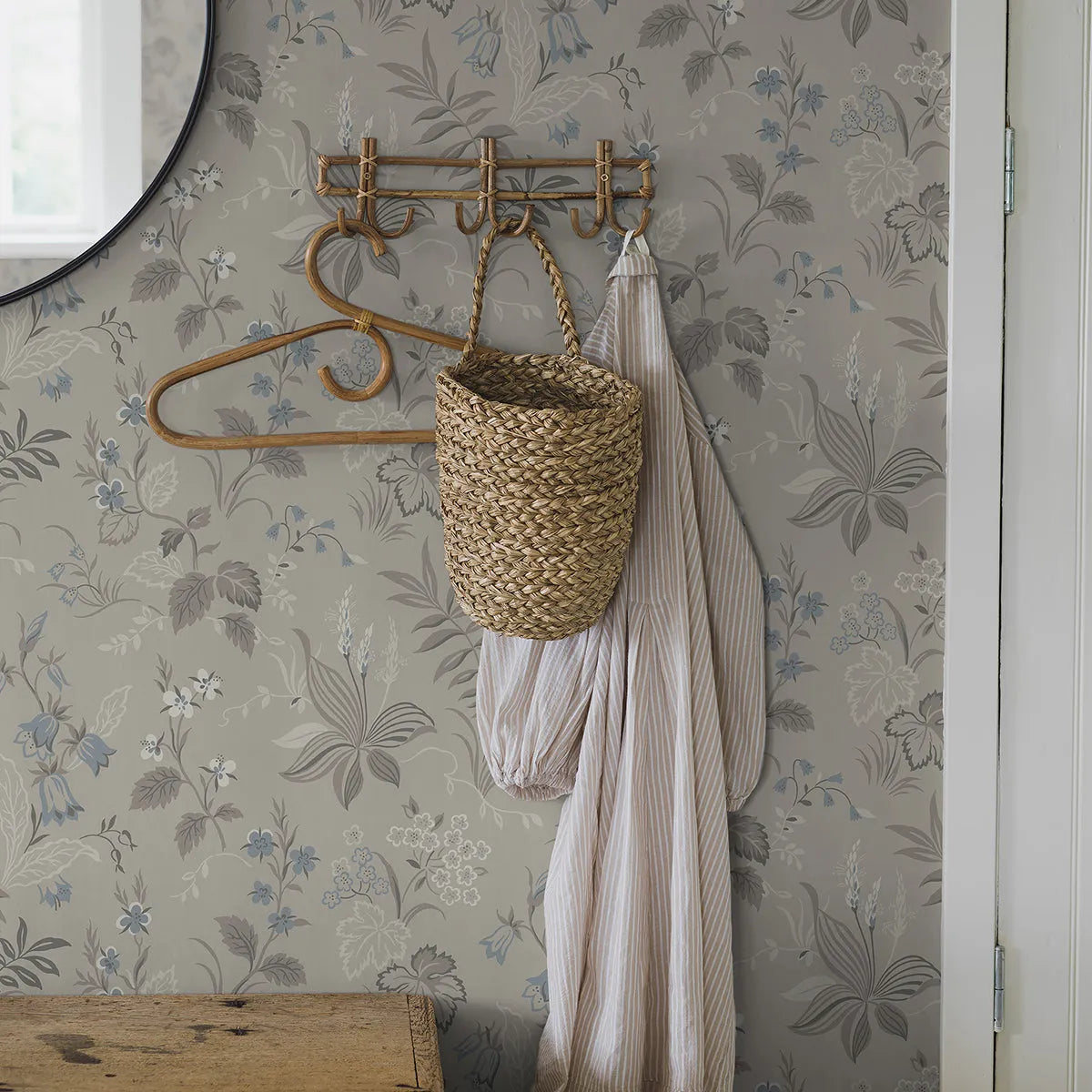 Folklore Wallpaper - Borastapeter