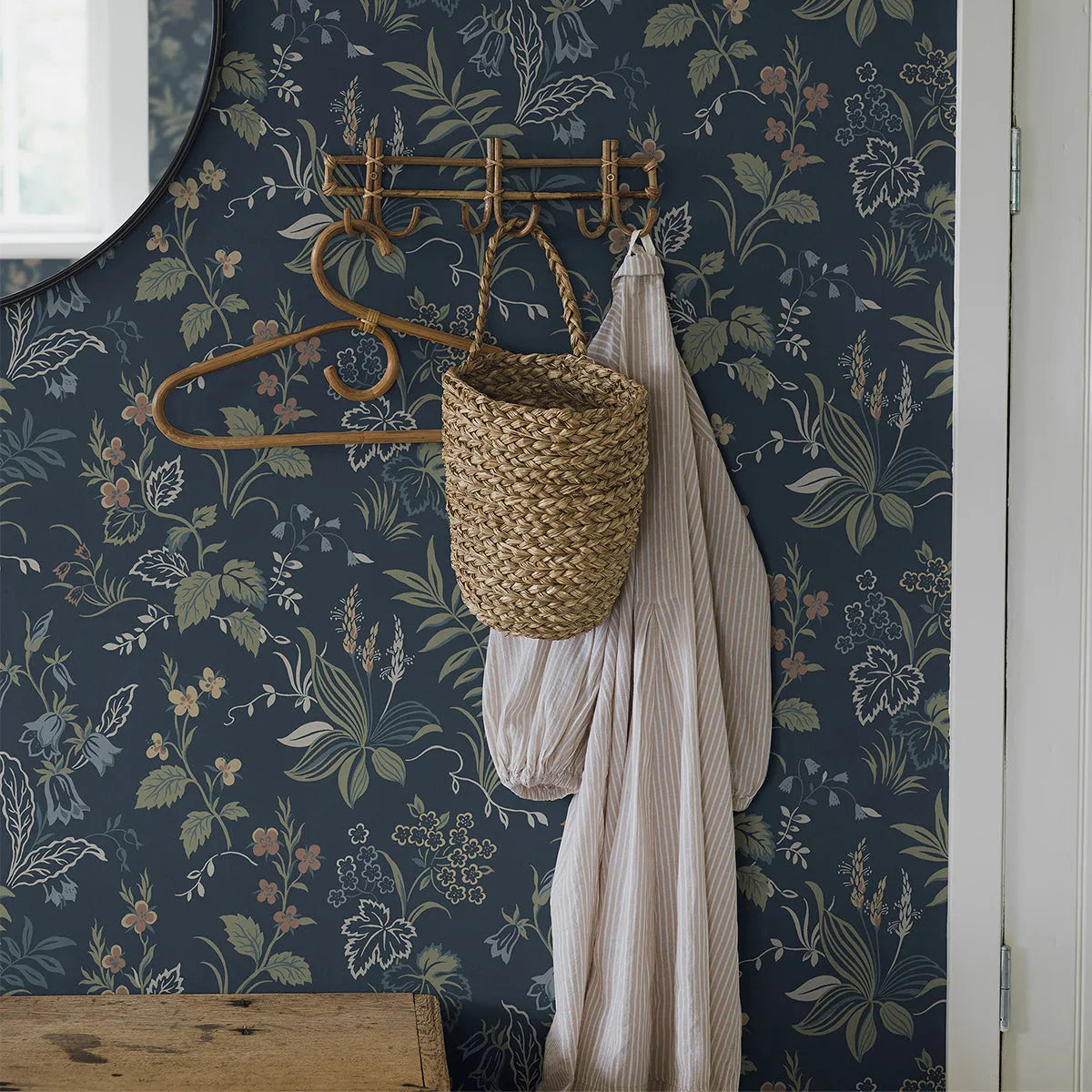 Folklore Wallpaper - Borastapeter