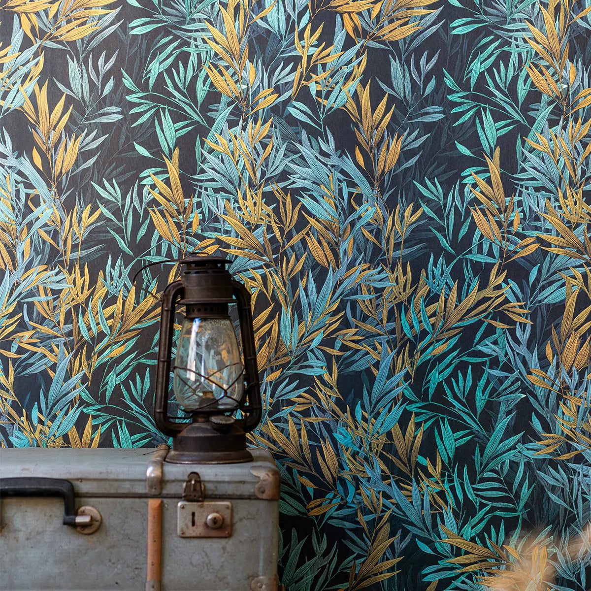 Freshwater Grass Wallpaper - Mind The Gap