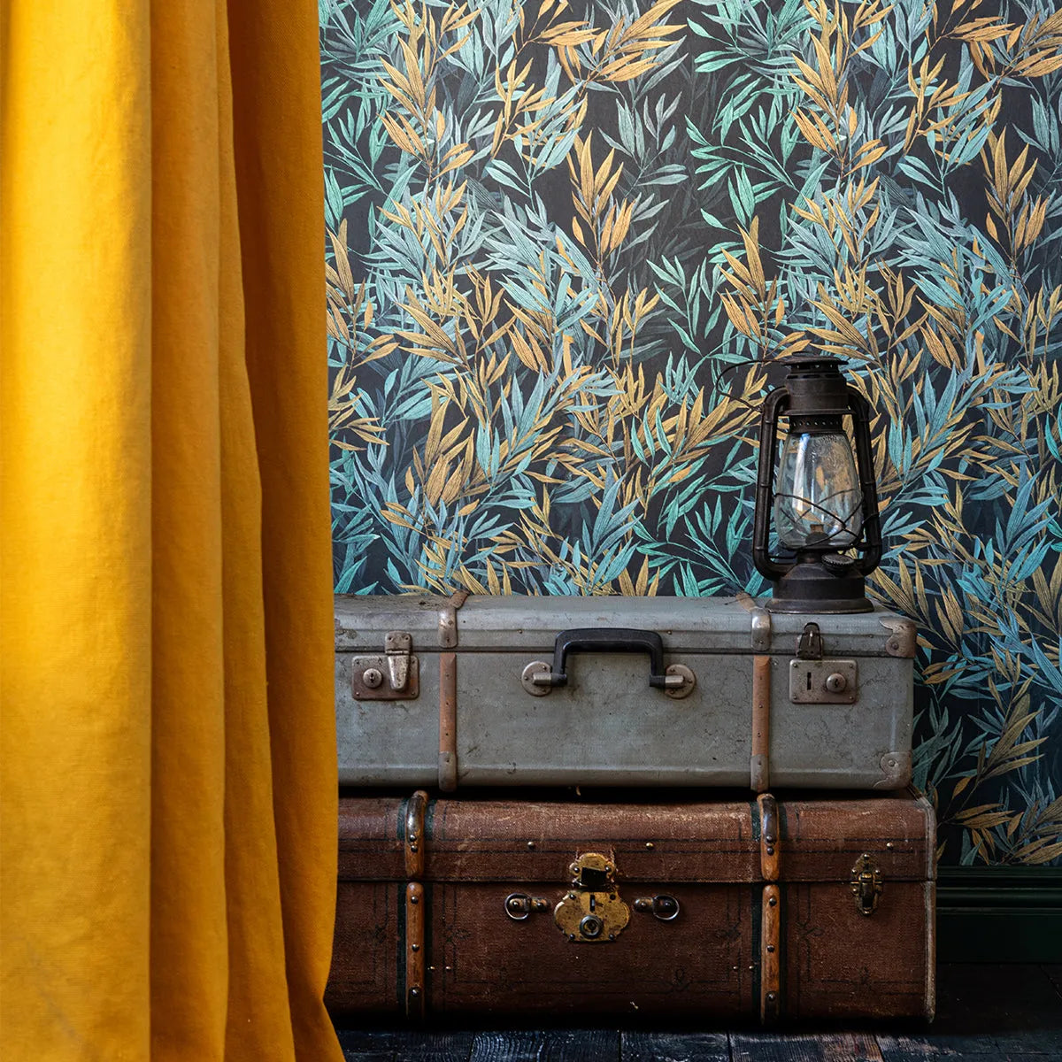 Freshwater Grass Wallpaper - Mind The Gap
