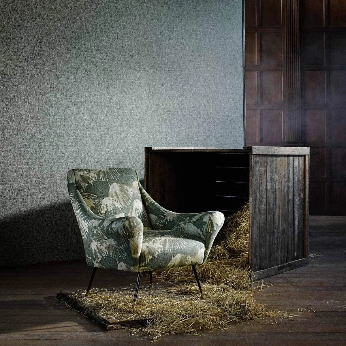 Guinea Wallpaper - Zoffany
