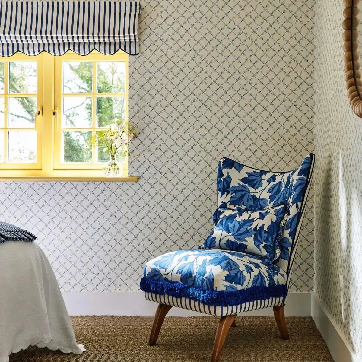 Dappled Leaf Fabric - Harlequin X Sophie Robinson