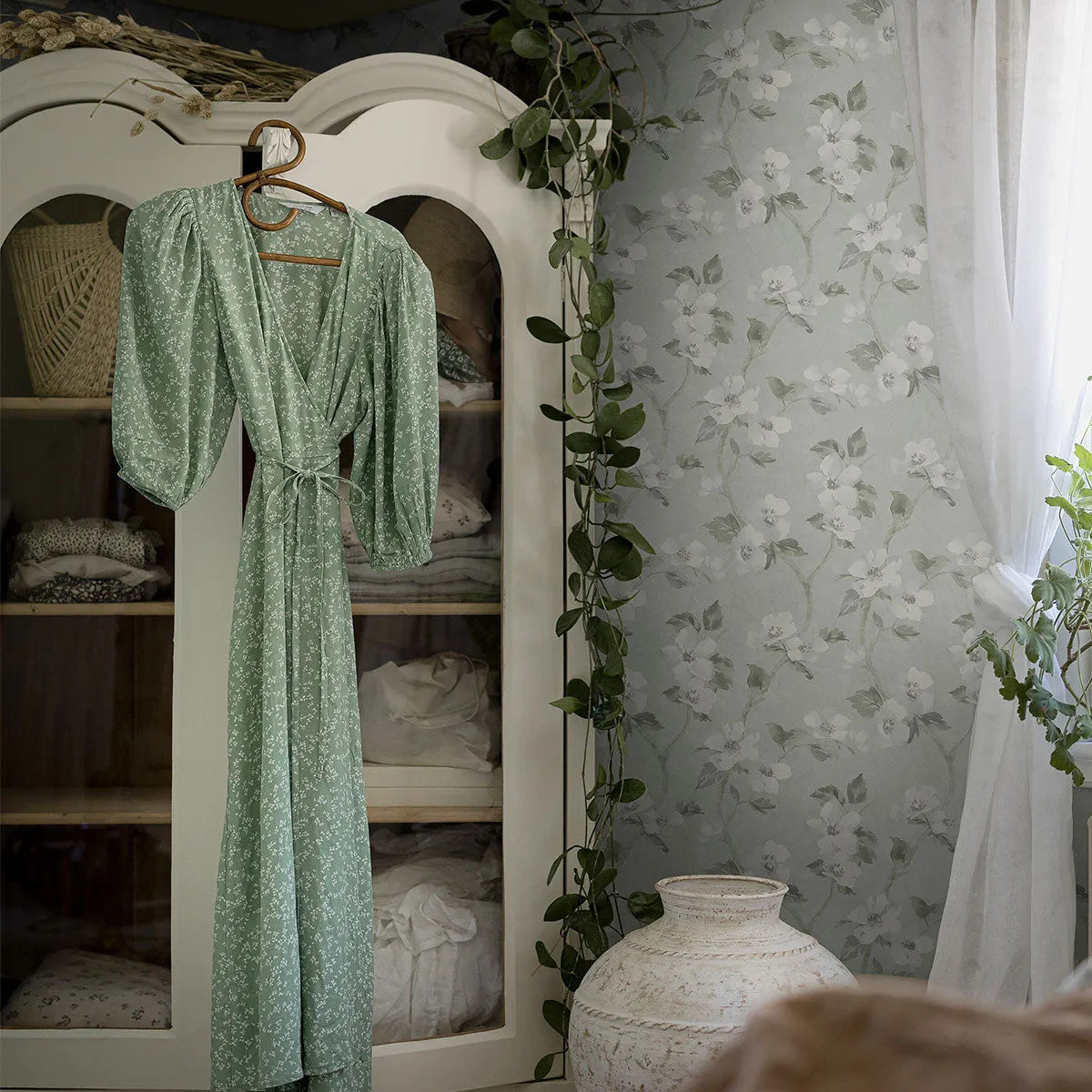 Helen's Flower Wallpaper - Borastapeter