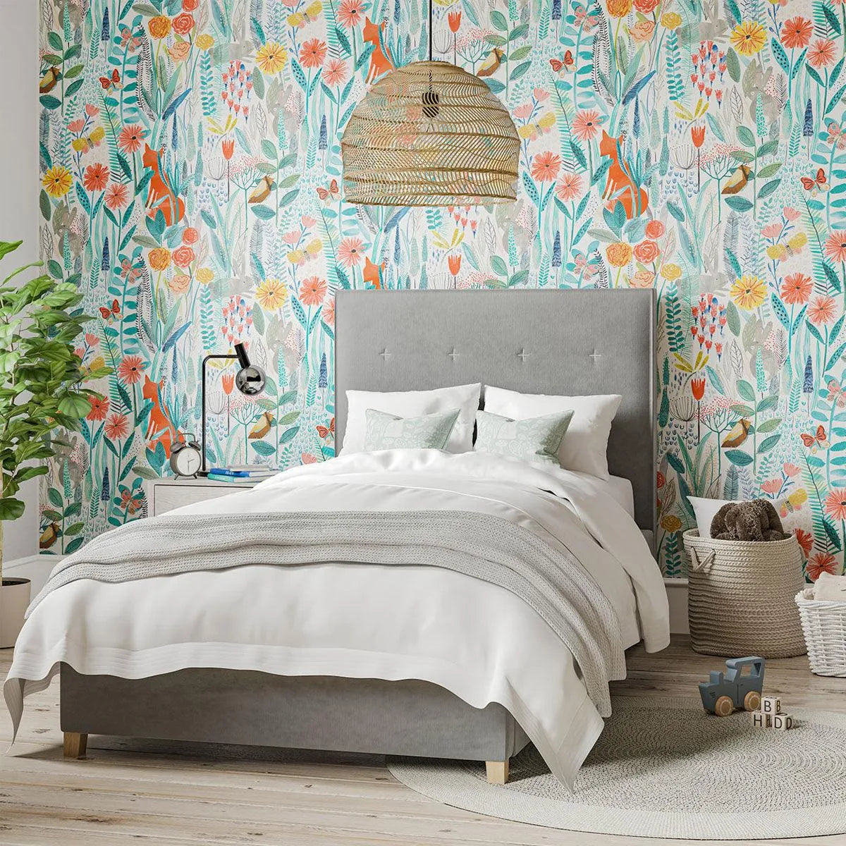 Hide And Seek Wallpaper - Harlequin
