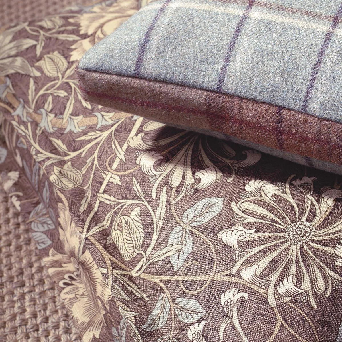 Honeysuckle & Tulip Fabric - Morris & Co