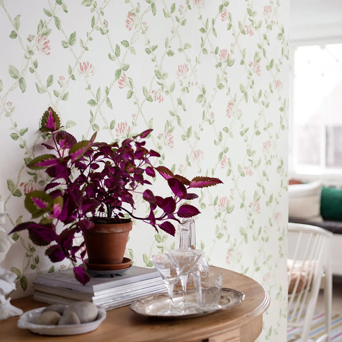 Honeysuckle Wallpaper - Borastapeter