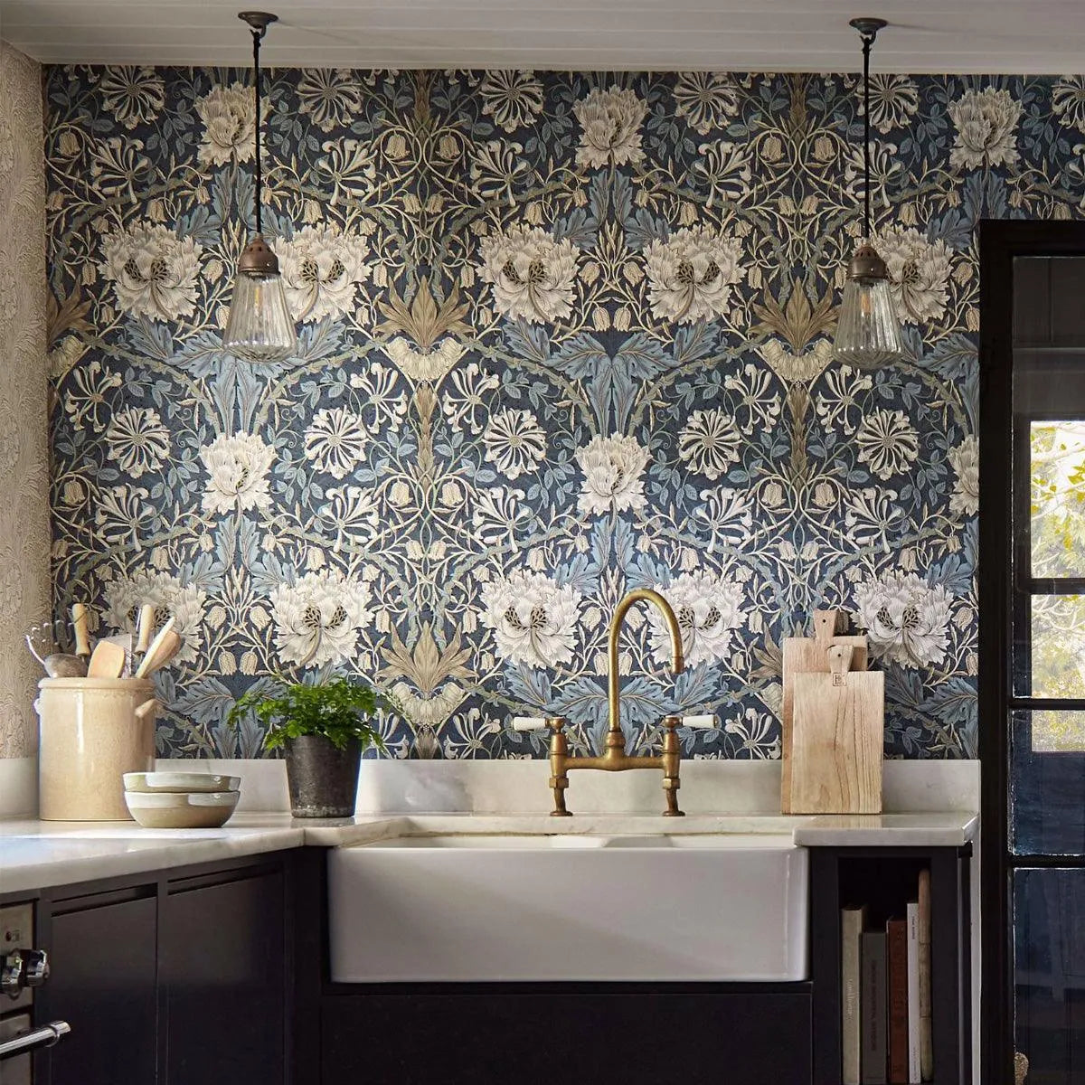 Honeysuckle & Tulip Wallpaper - Morris & Co