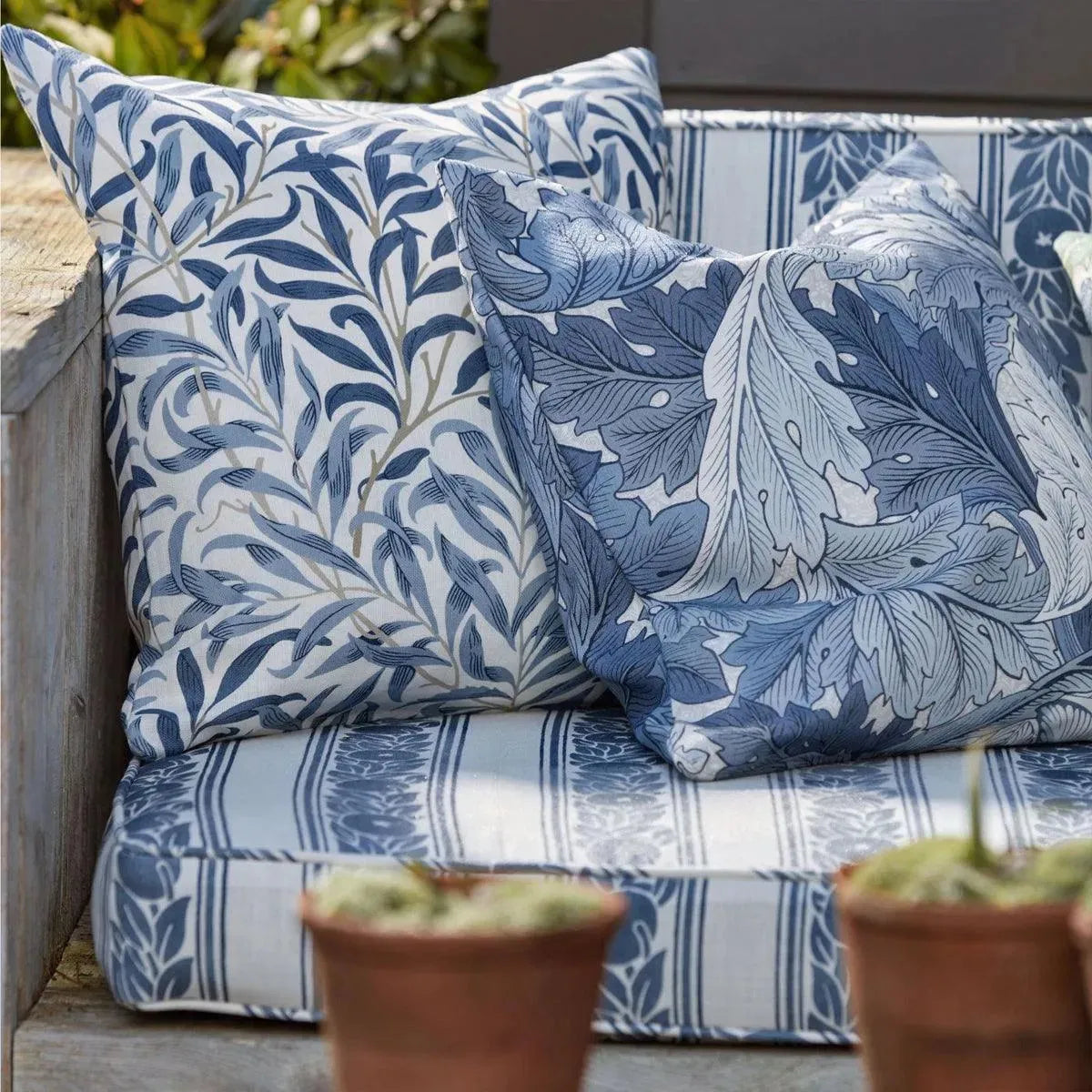 Willow Bough Outdoor Fabric - Morris & Co