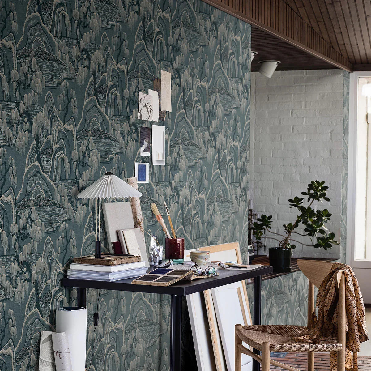 Indigo Garden Wallpaper - Borastapeter
