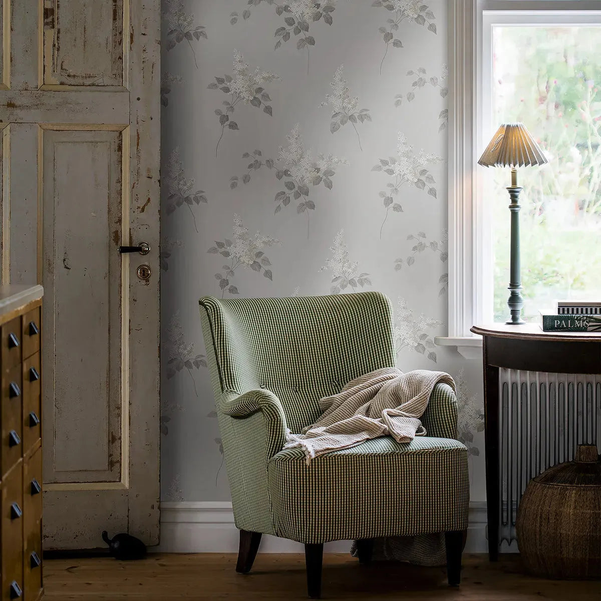 Lilacs Wallpaper - Borastapeter
