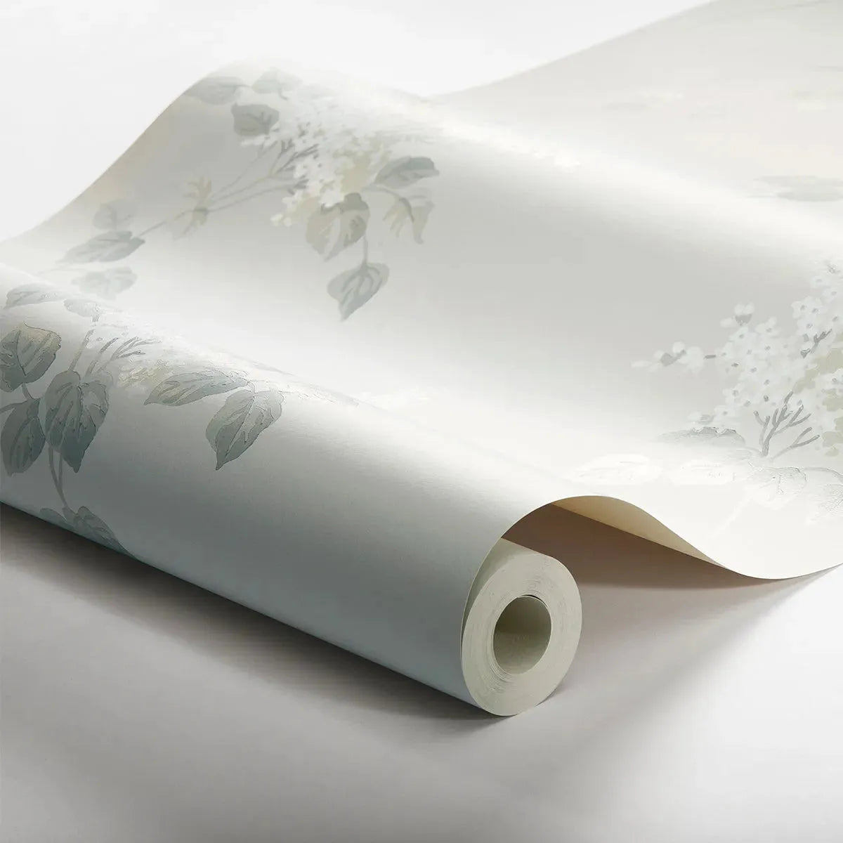 Lilacs Wallpaper - Borastapeter