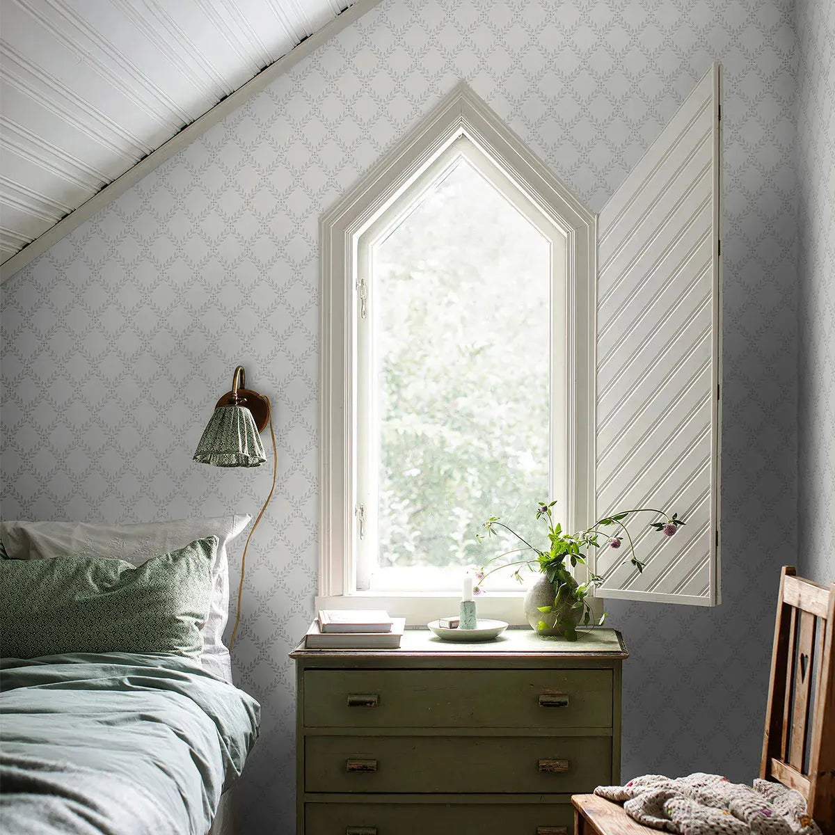 Lilacs Wallpaper - Borastapeter