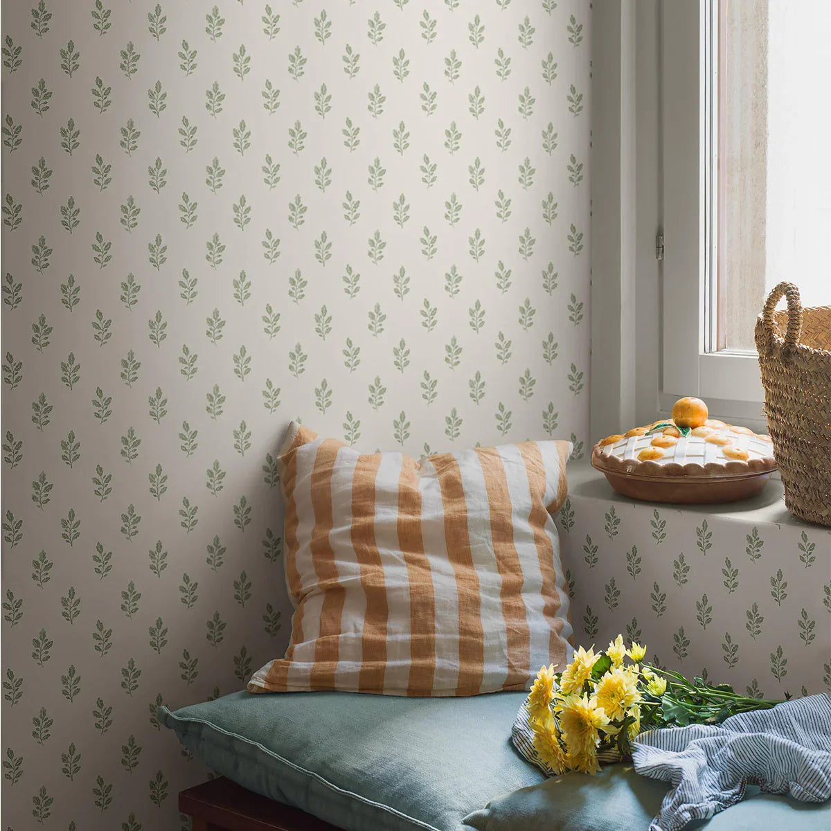 Little Oak Wallpaper - Borastapeter