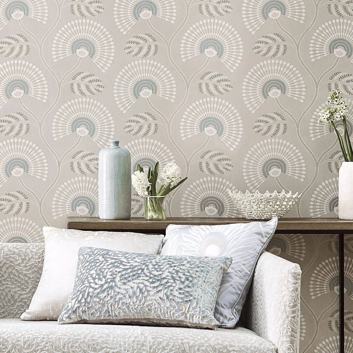 Louella Wallpaper - Harlequin