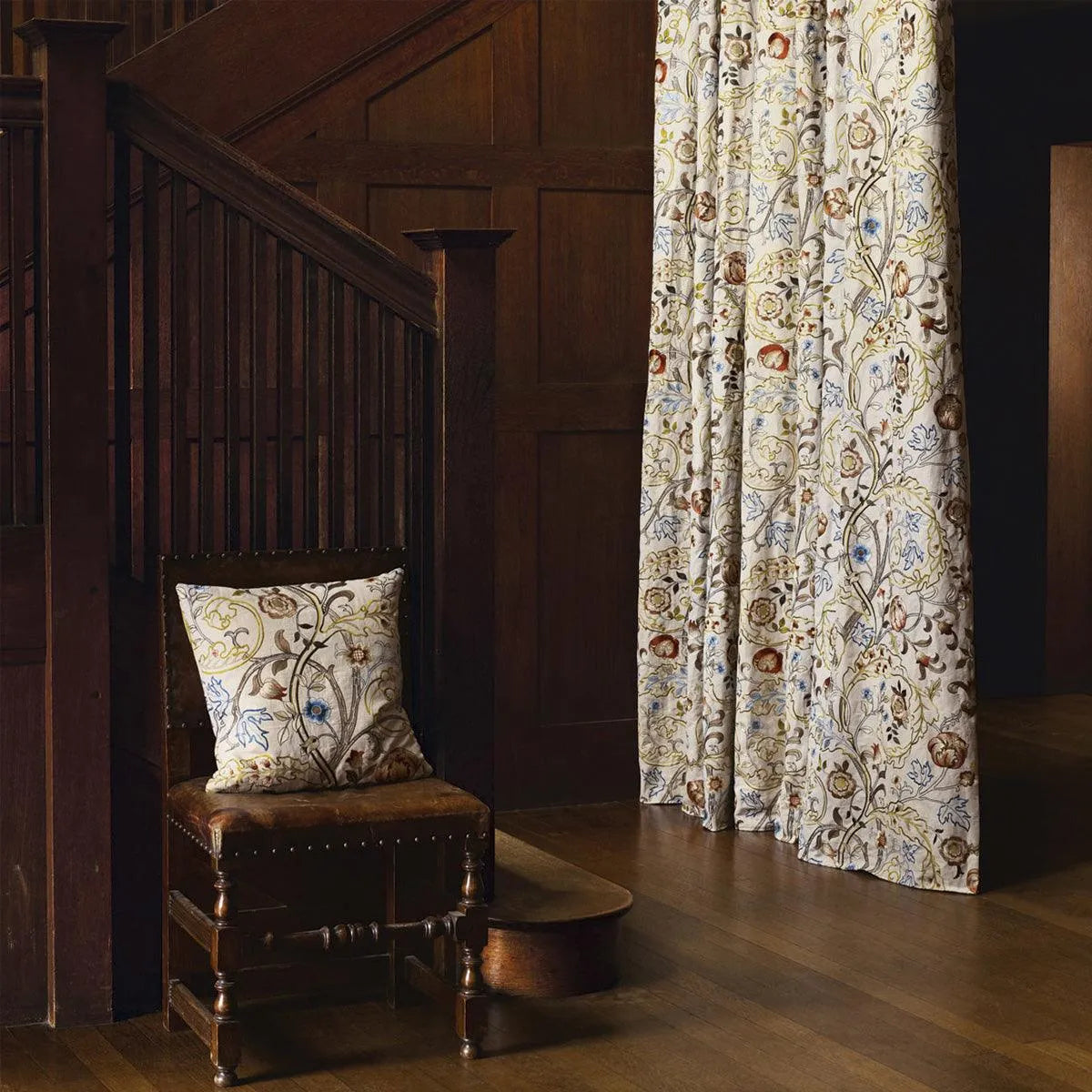 Mary Isobel Embroidery Fabric - Morris & Co