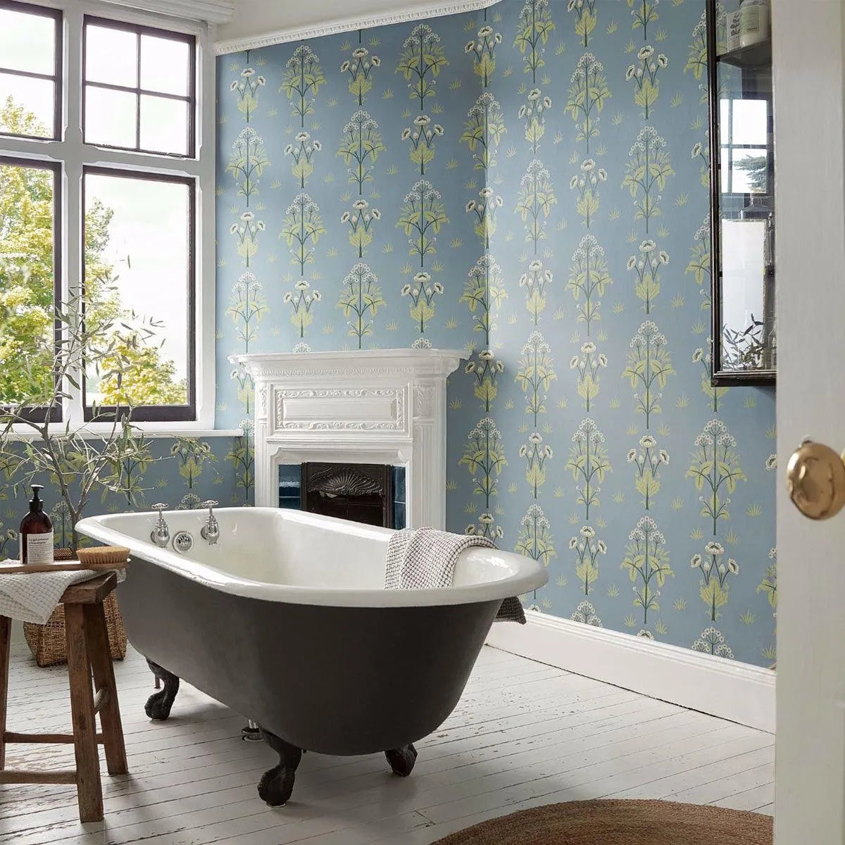 Meadow Sweet Wallpaper - Morris & Co
