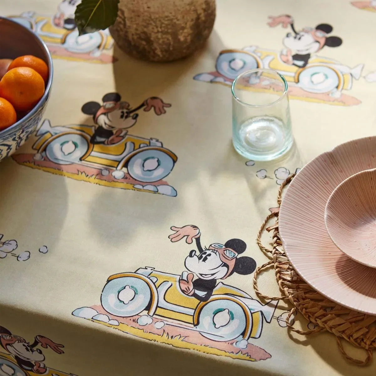 Minnie On The Move Fabric - Sanderson X Disney