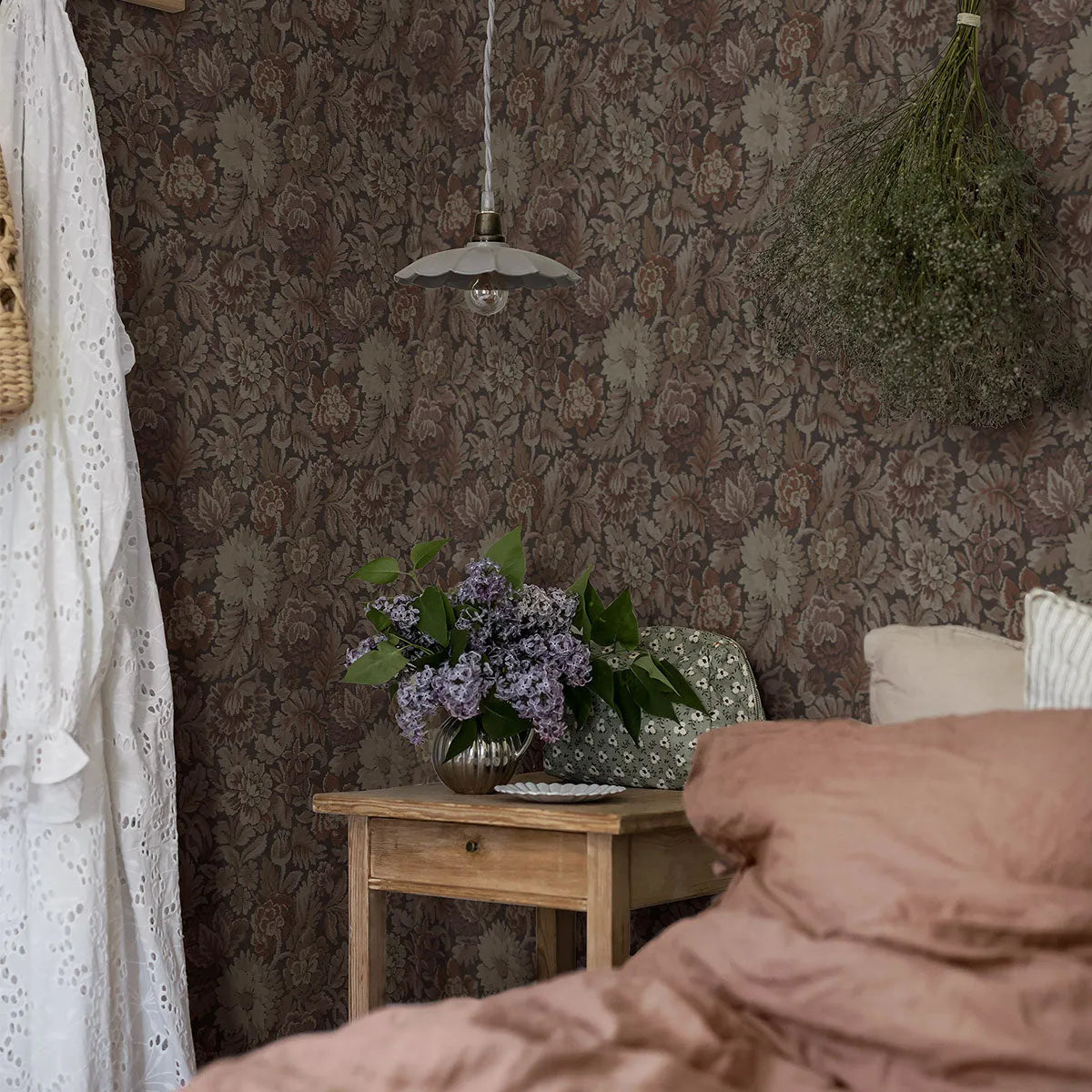 Nightingale Garden Wallpaper - Borastapeter