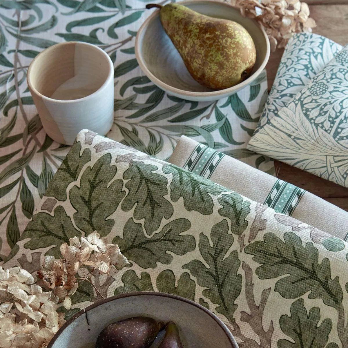 Willow Bough Outdoor Fabric - Morris & Co