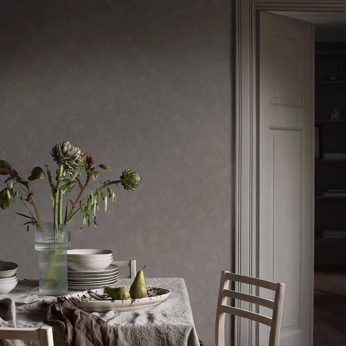 Painter's Wall Wallpaper - Borastapeter