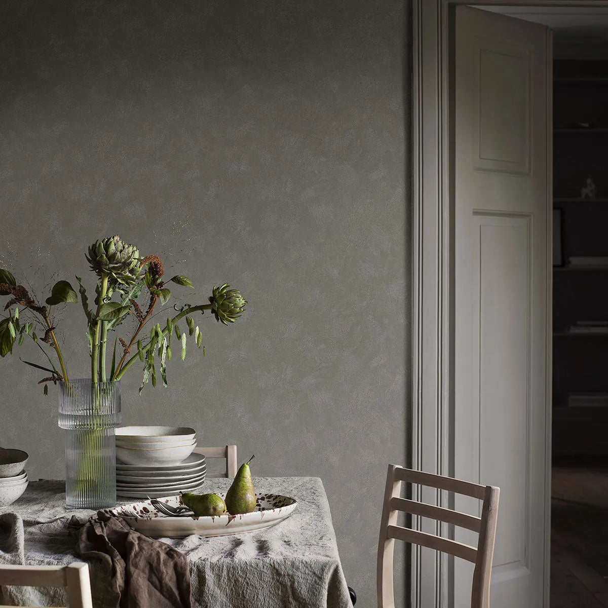 Painter's Wall Wallpaper - Borastapeter
