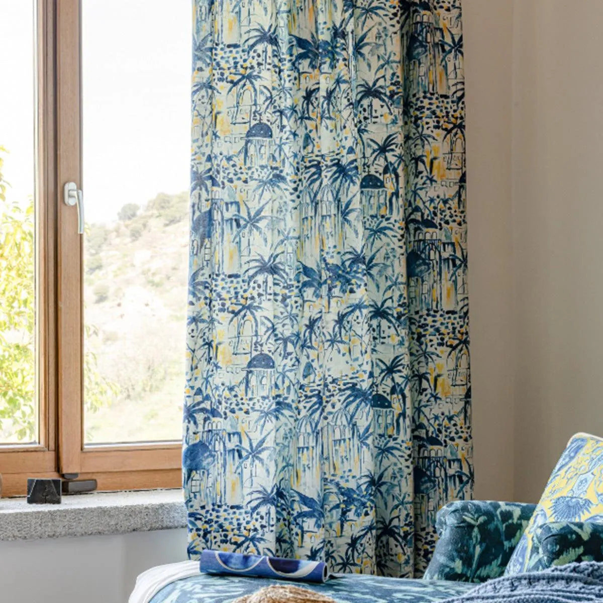 Rhodes Fabric - Mind The Gap