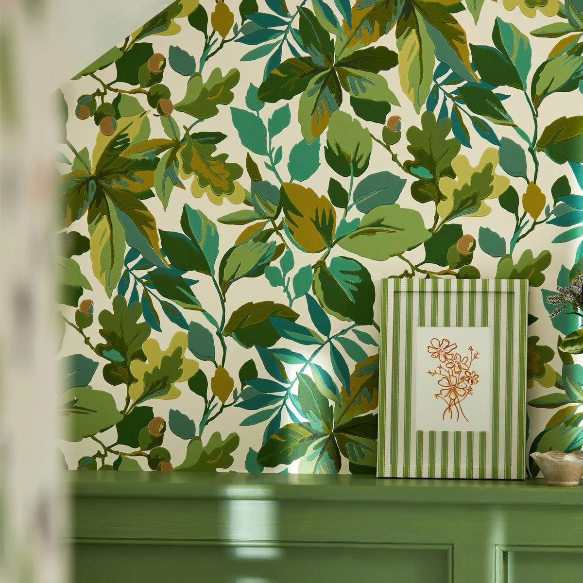 Robin's Wood Wallpaper - Sanderson