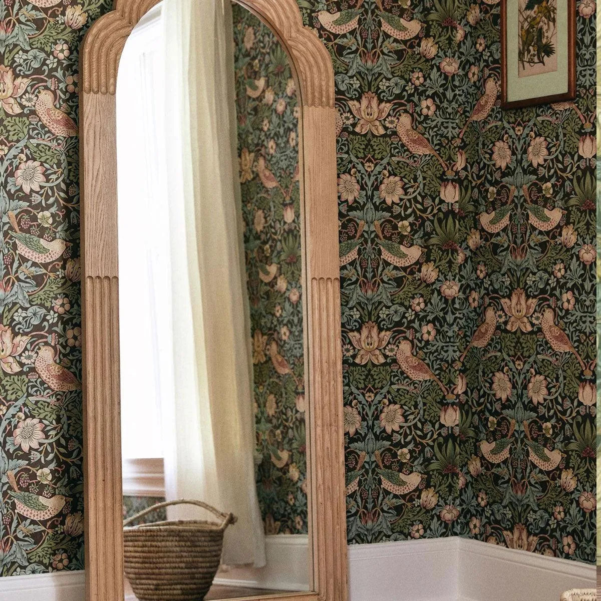 Strawberry Thief Wallpaper - Morris & Co