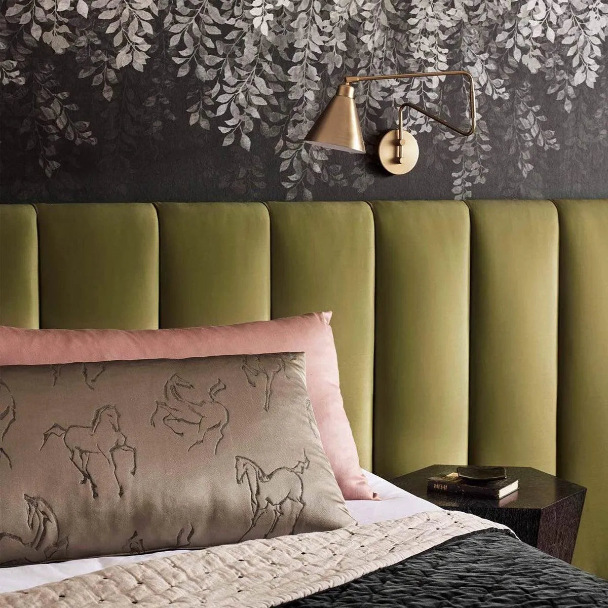 Tyndall Wallpaper - Zoffany