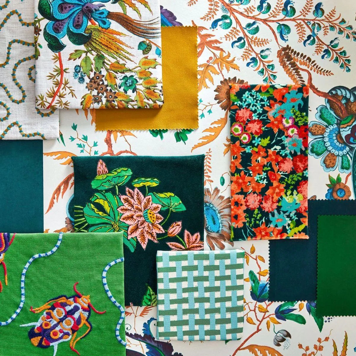 Wonderland Floral Wallpaper - Harlequin X Sophie Robinson